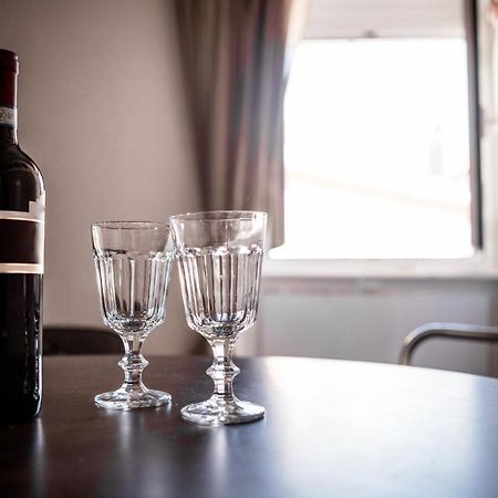 Suite Contemporanea Tra Le Vie Storiche Moneglia Extérieur photo